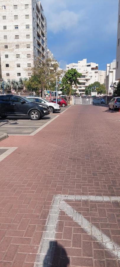 Apartment 2 Bedrooms Central Location Ashdod Eksteriør billede