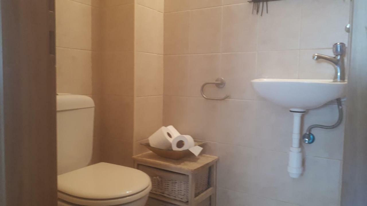 Apartment 2 Bedrooms Central Location Ashdod Eksteriør billede