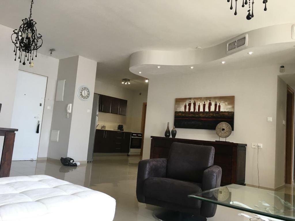 Apartment 2 Bedrooms Central Location Ashdod Eksteriør billede