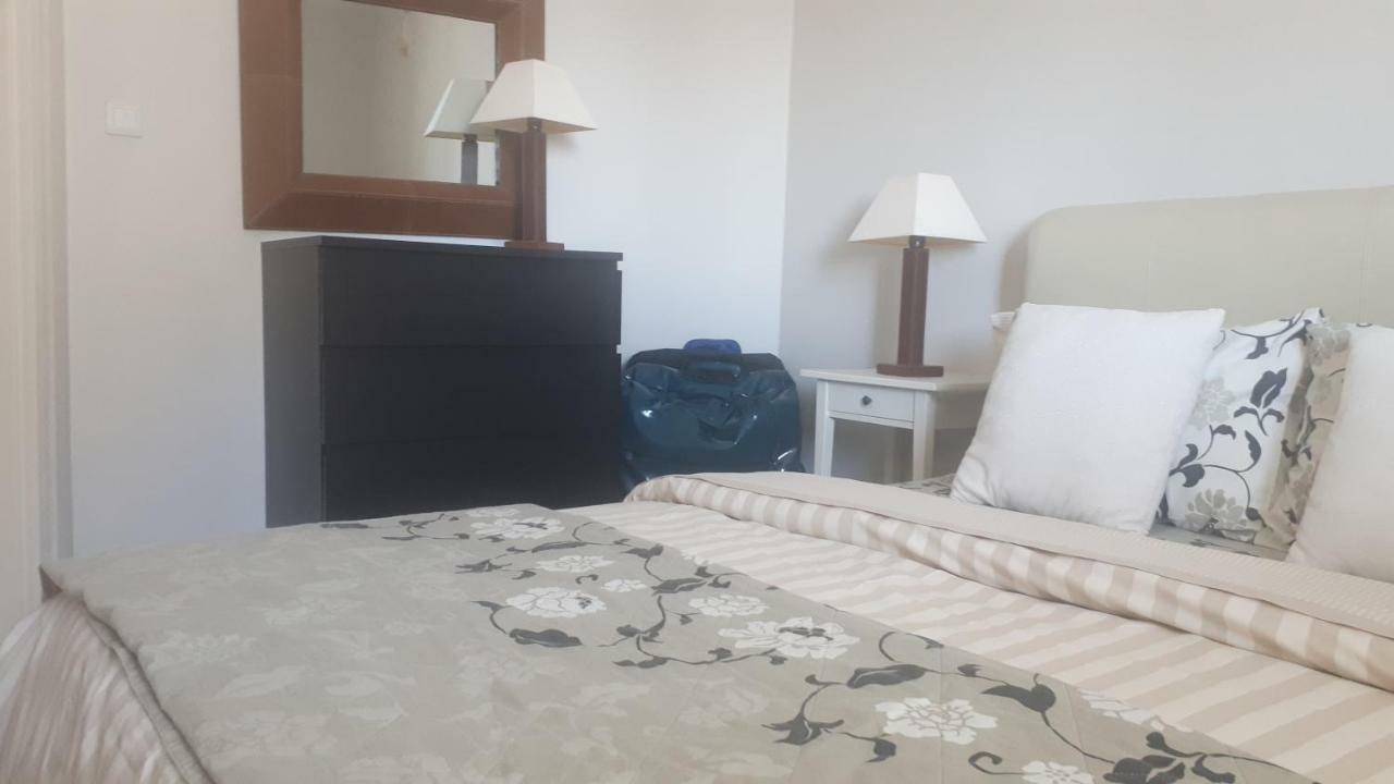 Apartment 2 Bedrooms Central Location Ashdod Eksteriør billede